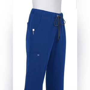 Koi Everyday Hero Pant. Color Galaxy. Size small. NWT.
